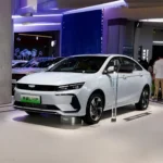 Geely Emgrand L Hip New Energy  Plug-in Hybrid Compact Sedan– In Stock in China | China Factory Car Prices - Image 2